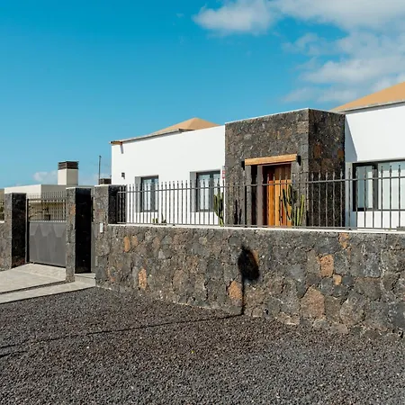 Saltwater - Heated Pool Apartmán