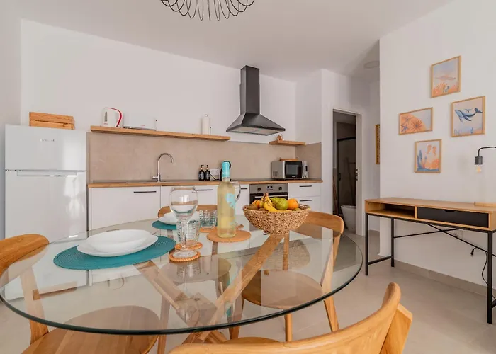 Sunshine - Saltwater Lägenhet *